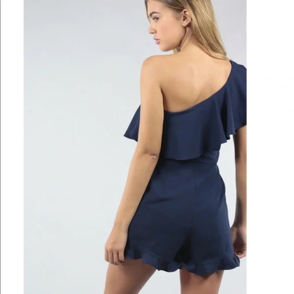 Shorts Romper by J.O.A. One Shoulder Size XS - Picture 6 of 14